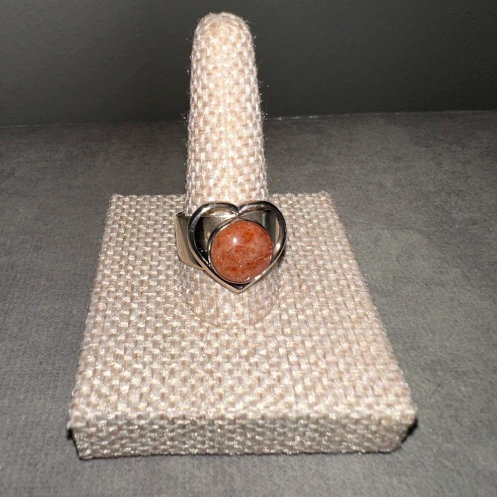Sunstone & Sterling Silver Heartshaped ring by Jay King